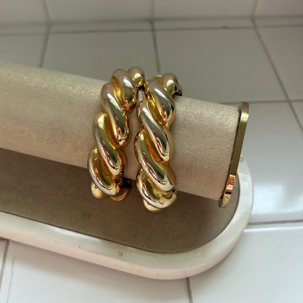 Vintage Gold Bangles - Picture 1 of 5